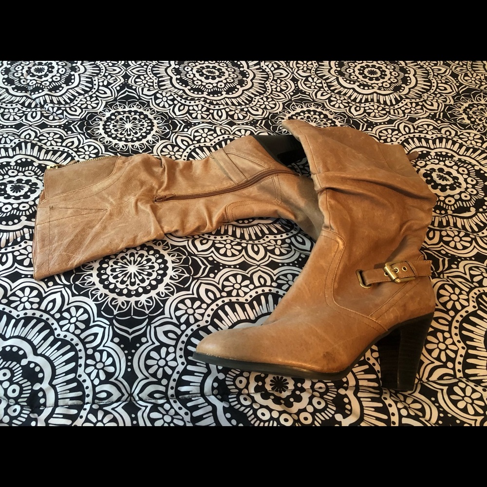 Guess Boots Womens size 11 US